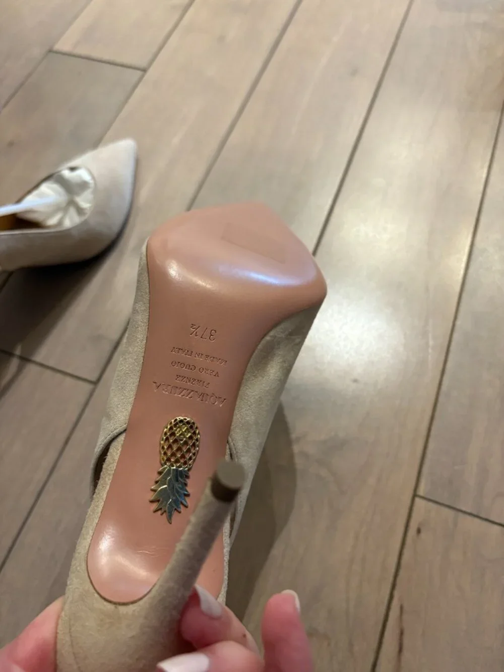 Aquazzura Women's Beige Bow Tie Pump 85 - Picture 8 of 12